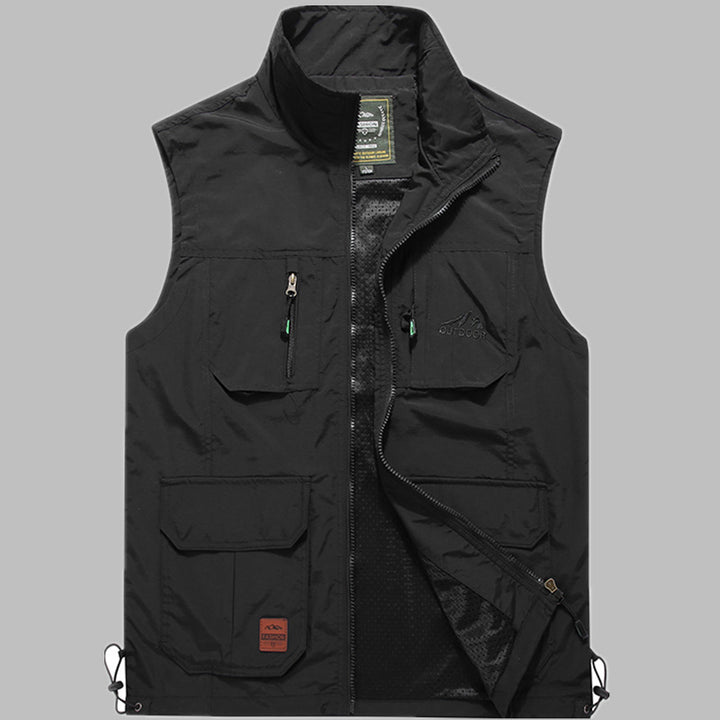 Men's multifunctional outdoor utility vest with zipper, multiple pockets, and breathable mesh lining Mune Fashion