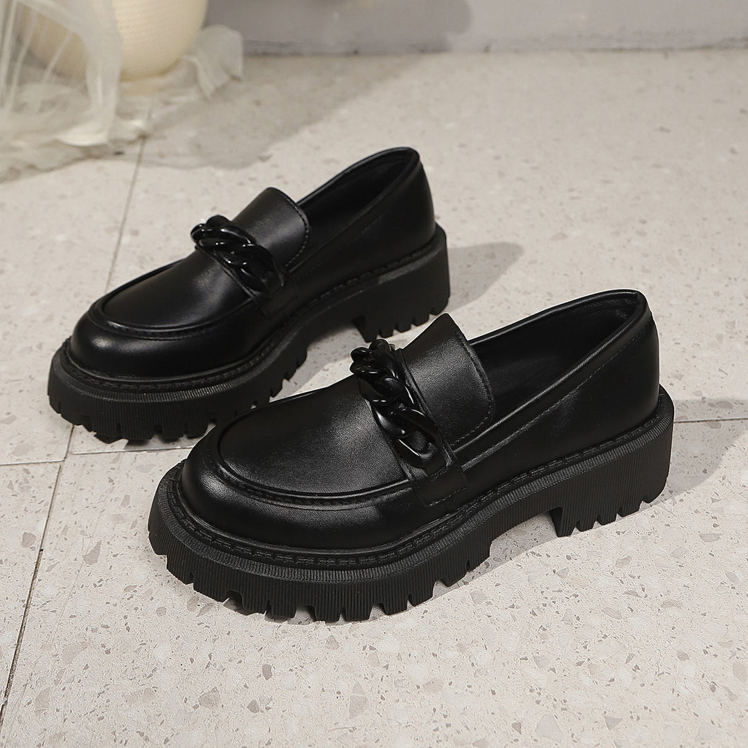 Women Chunky Patent Loafers with Thick Profile Sole and Chain Decoration Mune Fashion