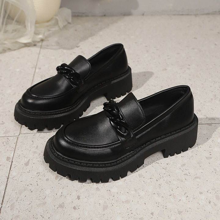 Women Chunky Patent Loafers with Thick Profile Sole and Chain Decoration Mune Fashion