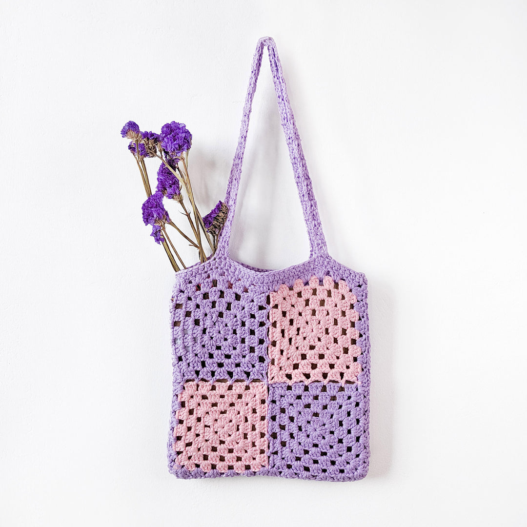 Women's crocheted tote bag with original square pattern Mune Fashion