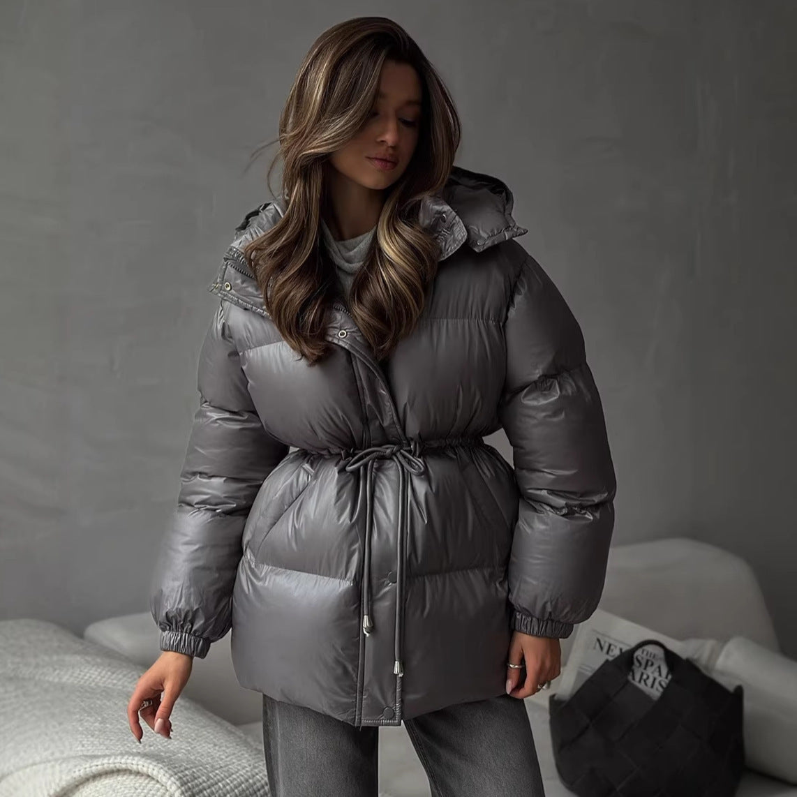Women’s quilted down jacket with fitted drawstring and hood Mune Fashion