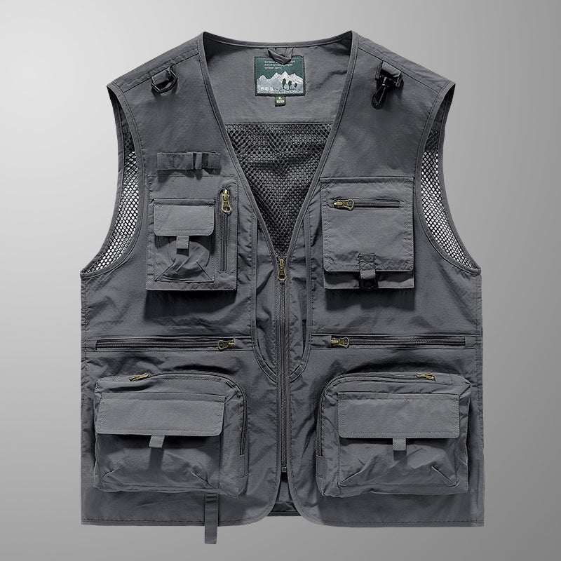 Men's multifunctional fishing and utility vest with mesh inserts and multiple pockets Mune Fashion