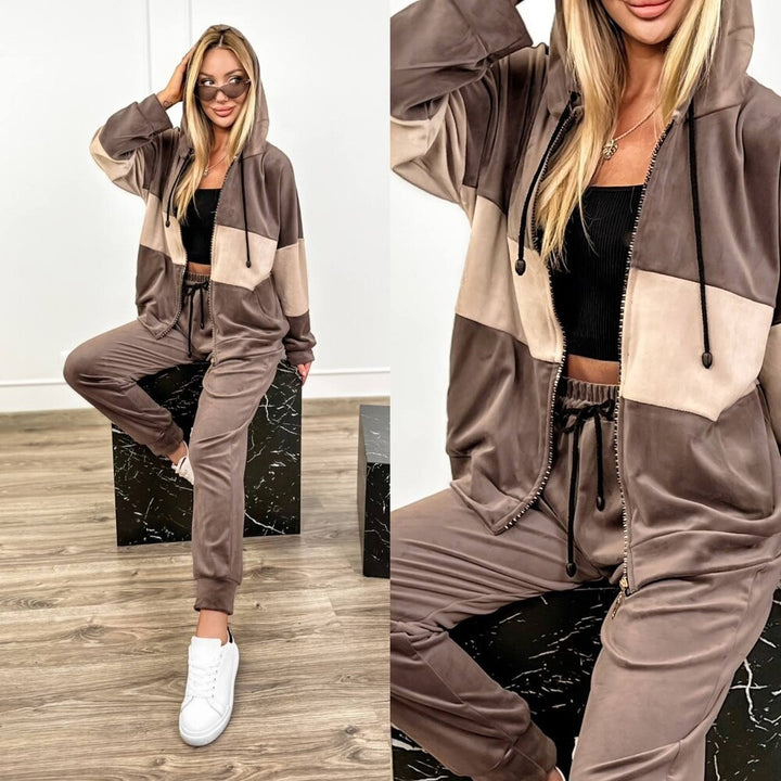 Women's cozy velour two-piece tracksuit with zip hood and high-cut jogger Mune Fashion