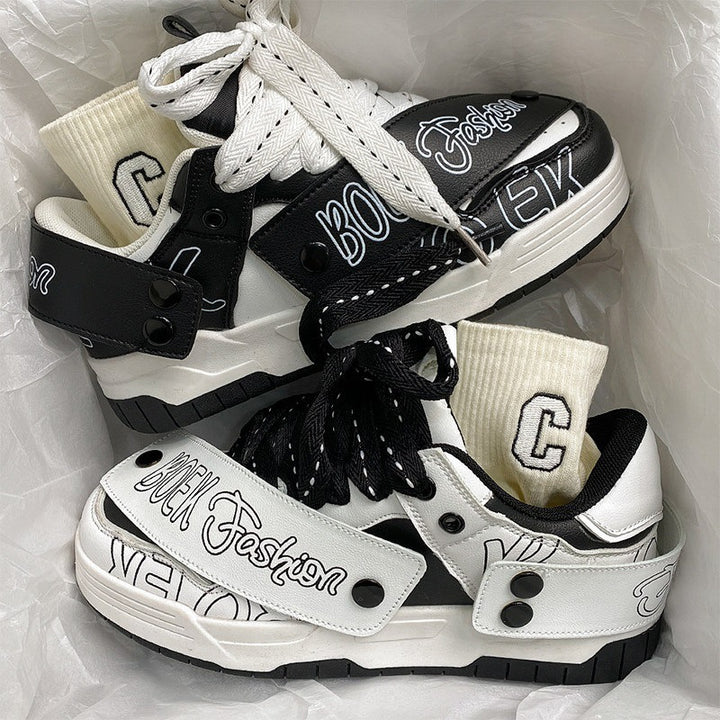 Women's sporty sneakers with innovative design Mune Fashion