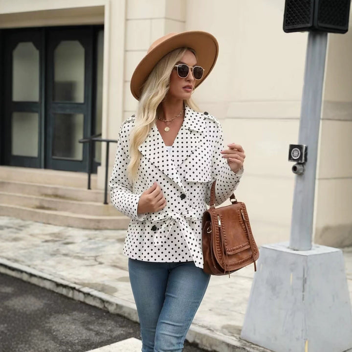 Women's short dotted trench coat with waist belt and double-breasted button placket Mune Fashion