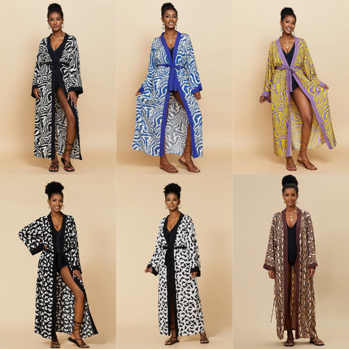 Ladies Luxurious Bathrobe with Exotic Pattern Mune