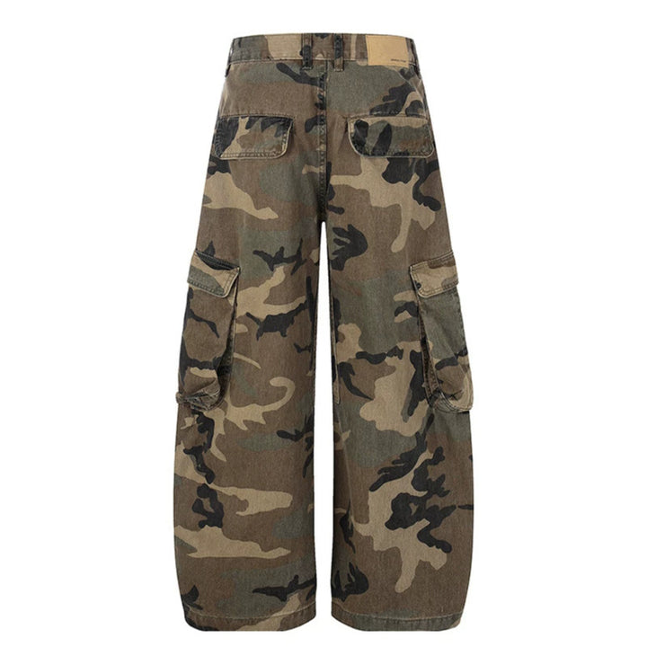 Women's wide cargo pants in camouflage print with multi-pockets Mune Fashion