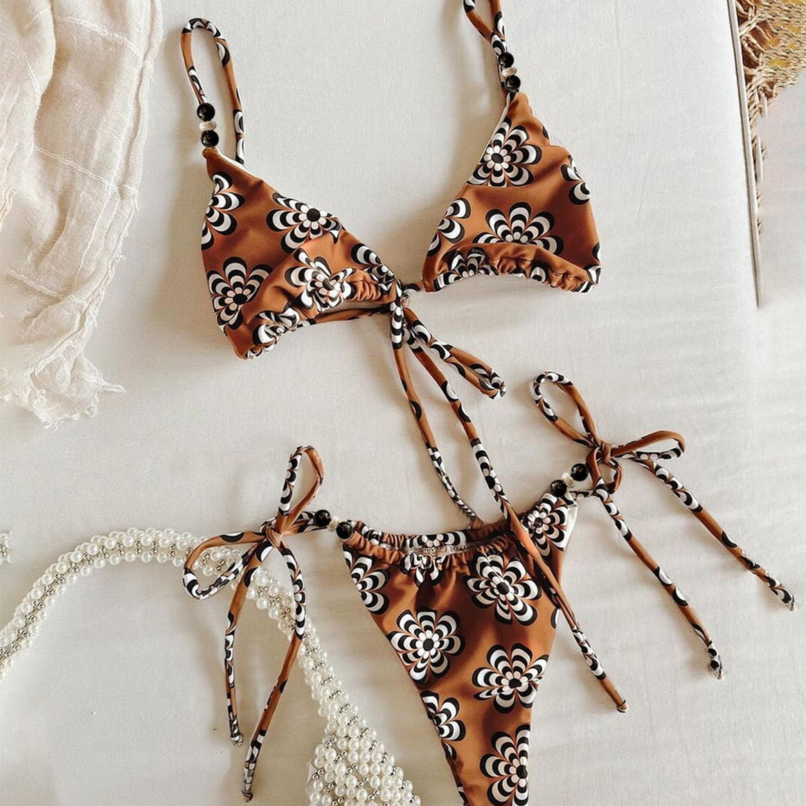 Ladies Triangle Bikini with playful tie straps Mune Fashion