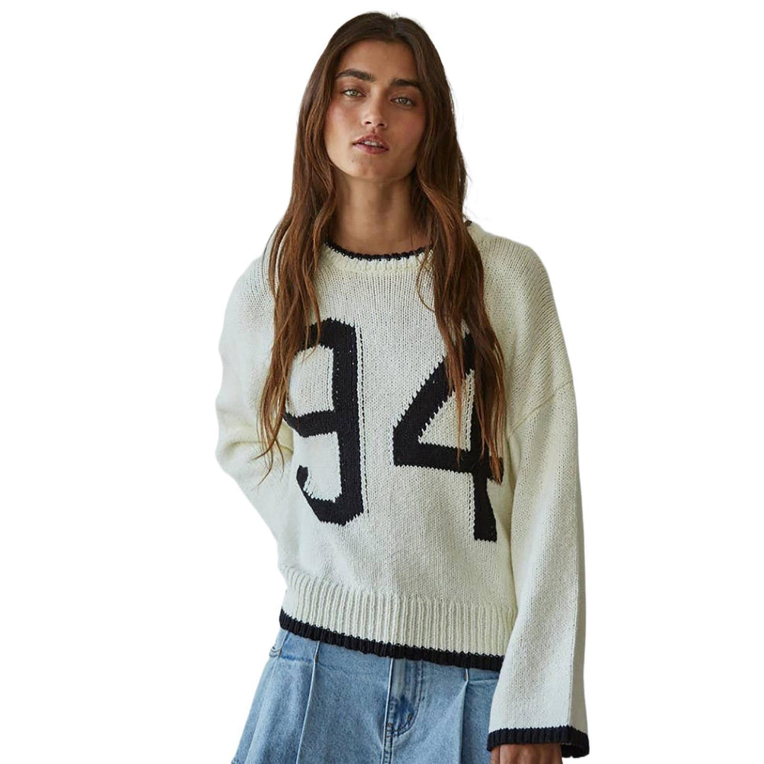 Women's chunky knit sweater with crew neck, contrast trim & oversized silhouette Mune Fashion