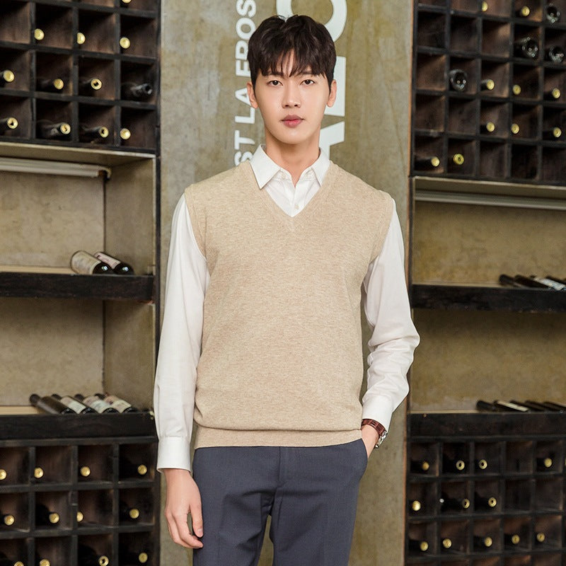 Men's Sleeveless Fine Knit Vest with V-Neck and Fine Cotton Blend Mune Fashion
