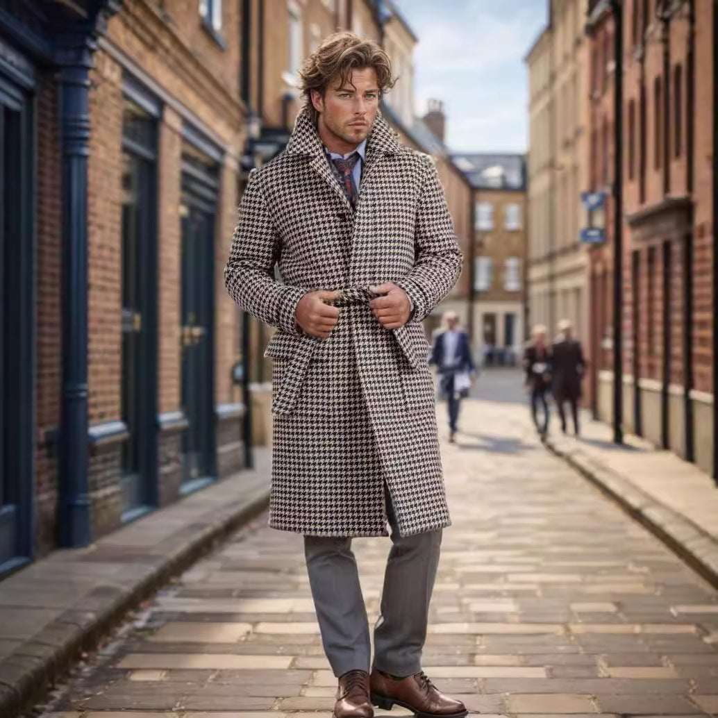 Men's fitted wool coat with patch pockets and lapel collar Mune Fashion