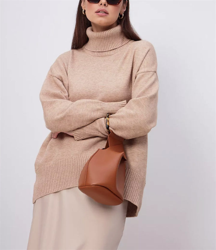 Ladies Boxy Turtleneck Sweater made of fine fine knit with dropped shoulders Mune Fashion