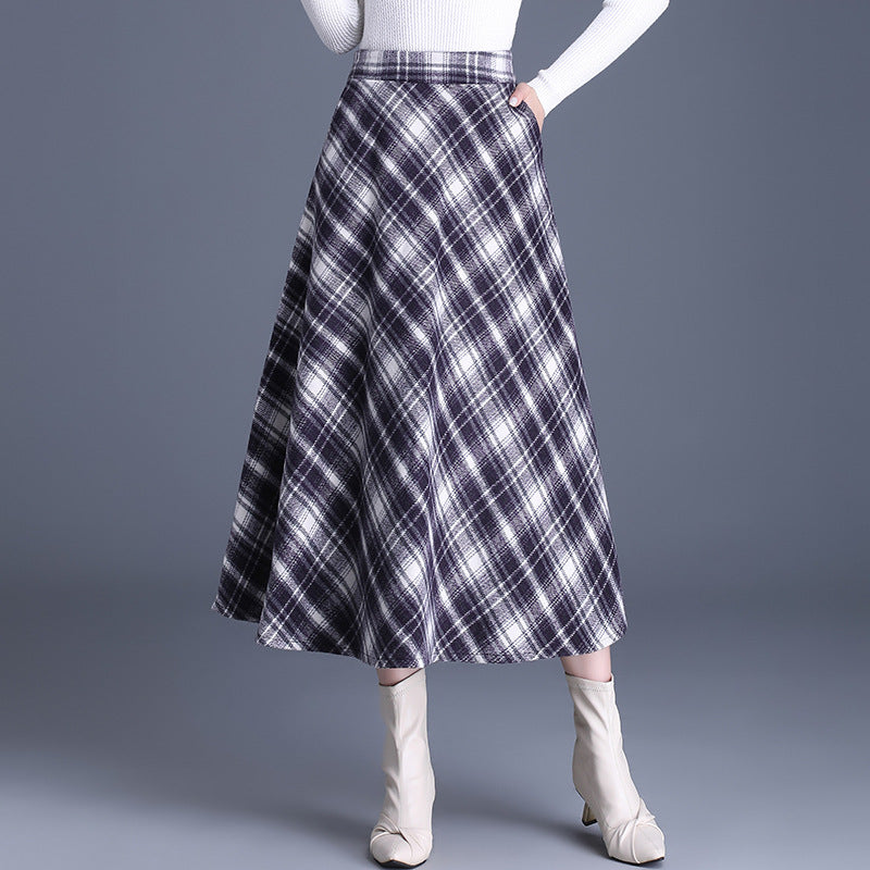 Women's tailored A-line midi skirt with checked pattern, side pockets and wool blend Mune Fashion