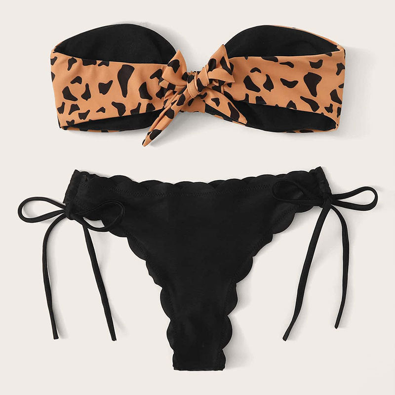 Ladies Bikini Set with stylish bandeau top and playful bottom Mune Fashion