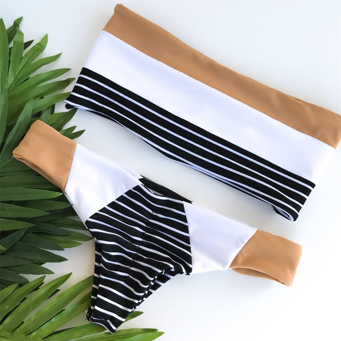 Ladies Bandeau Bikini with trendy stripe pattern Mune Fashion