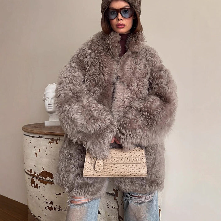 Women's Oversize Faux Fur Coat with Curly Teddy Look and Wide Boxy Silhouette Mune Fashion