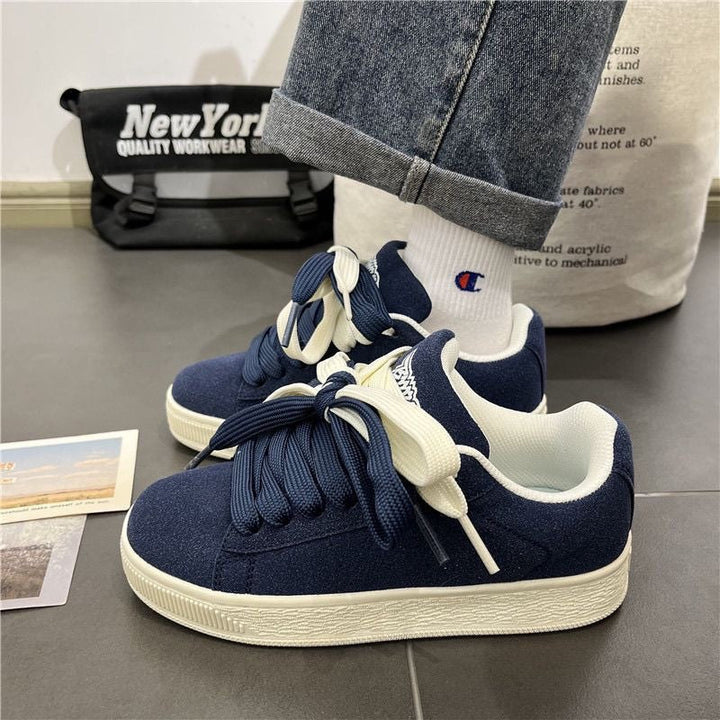 Women Sporty Sneakers with Knot Lacing and Flexible Upper Material Mune Fashion