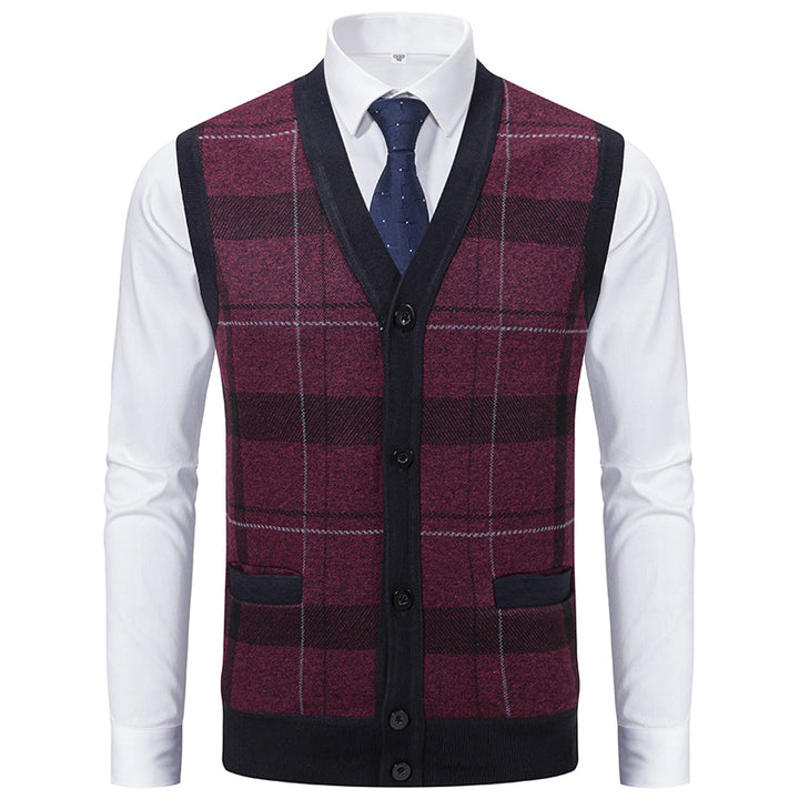 Men's Sleeveless Knit Vest with Diamond Pattern, V-Neck and Button Placket Mune Fashion