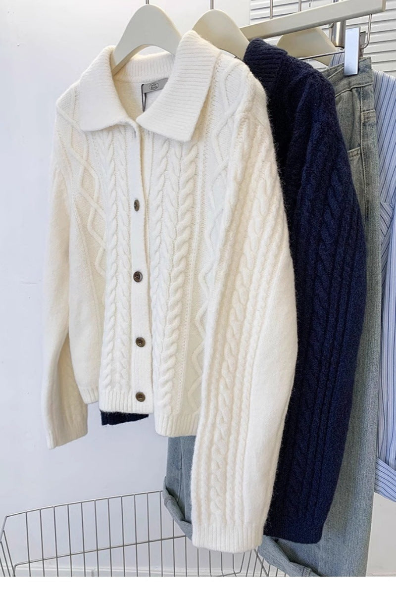Women's cardigan with cable pattern, shawl collar and button placket Mune Fashion