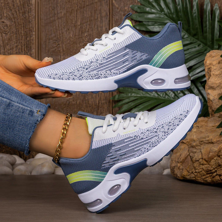 Men's lightweight knit performance sneakers with visible air chamber cushioning and flexible outsole Mune Fashion