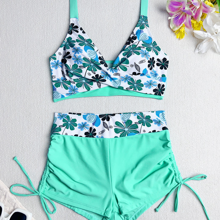 Women's high-waisted bikini set with floral top and flexible shorts Mune Fashion