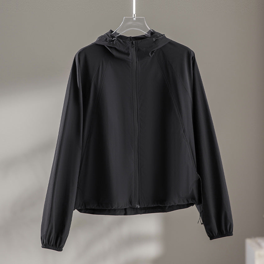 Women's Ultralight Breathable Hooded Jacket with Raglan Sleeves and Zipper Pockets Mune Fashion