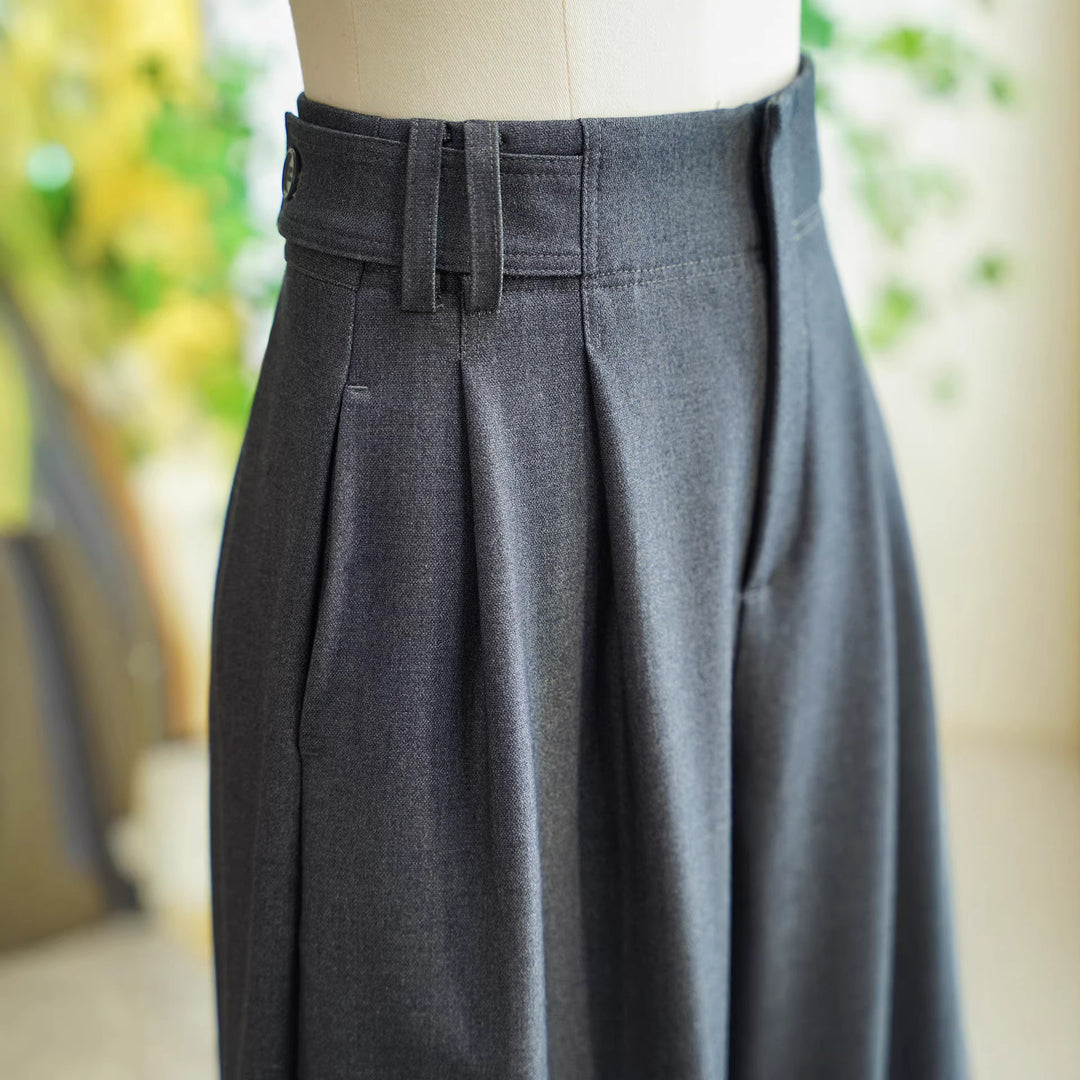 Women Elegant and wide-cut high-waisted suit trousers Mune Fashion
