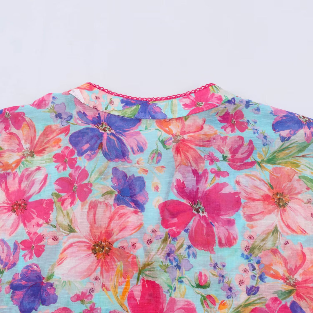 Women's Lightweight Blouse in Watercolor Floral Pattern with Stand Collar and Three-Quarter Sleeves Mune Fashion