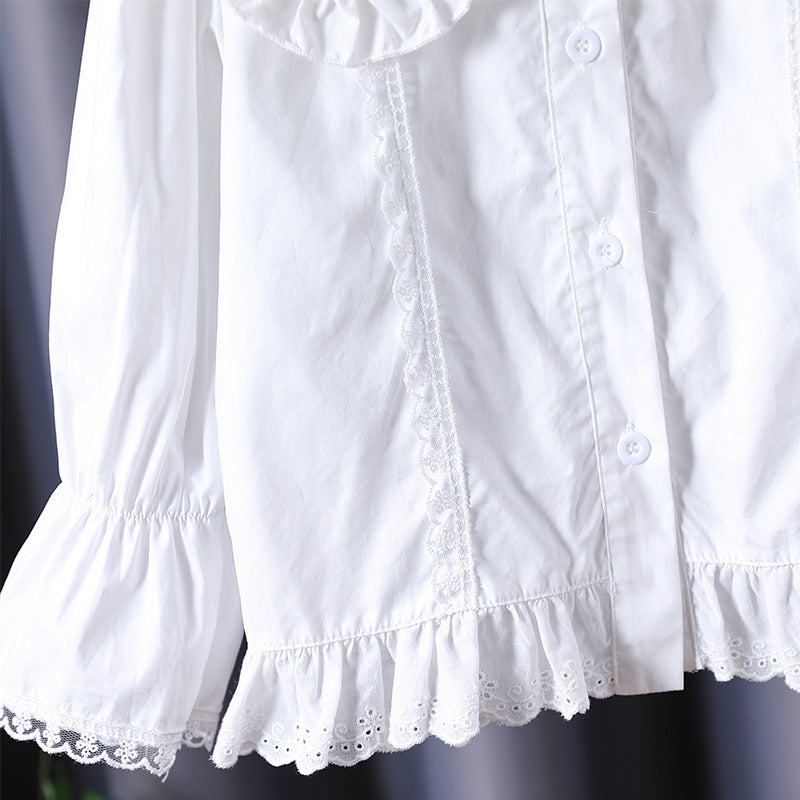 Women's blouse with nostalgic collar and ruffle details Mune Fashion