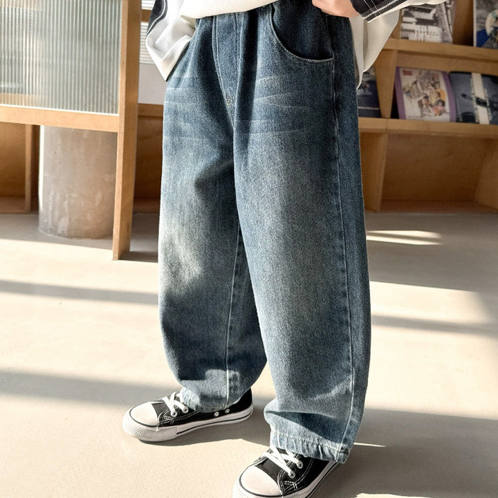 Unisex wide denim pants with unique design Mune Fashion