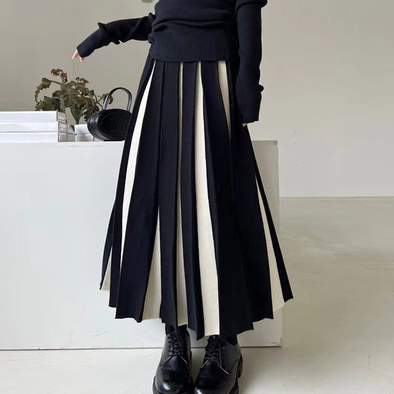 Ladies Elegant Pleated Skirt with Contrasting Stripes Mune Fashion