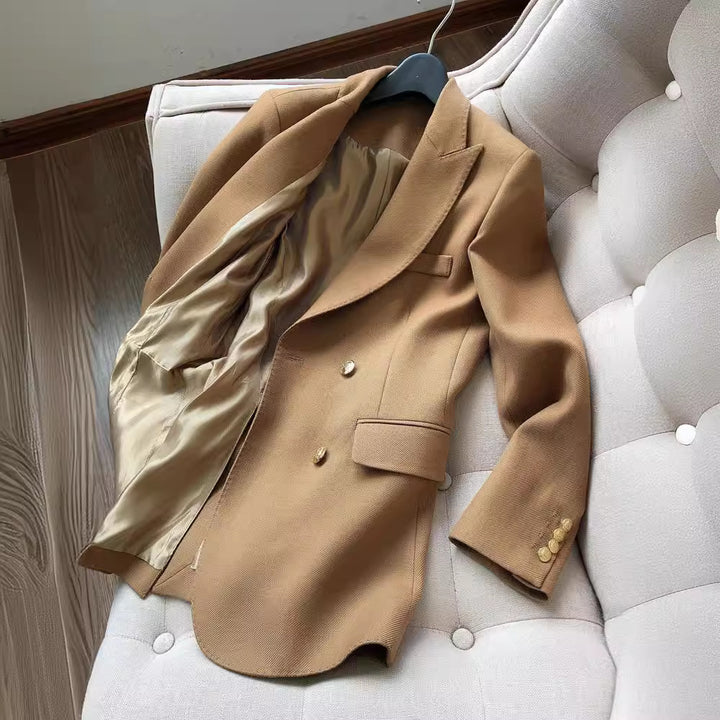 Women's blazer in double-breasted with fitted design and decorative buttons Mune Fashion