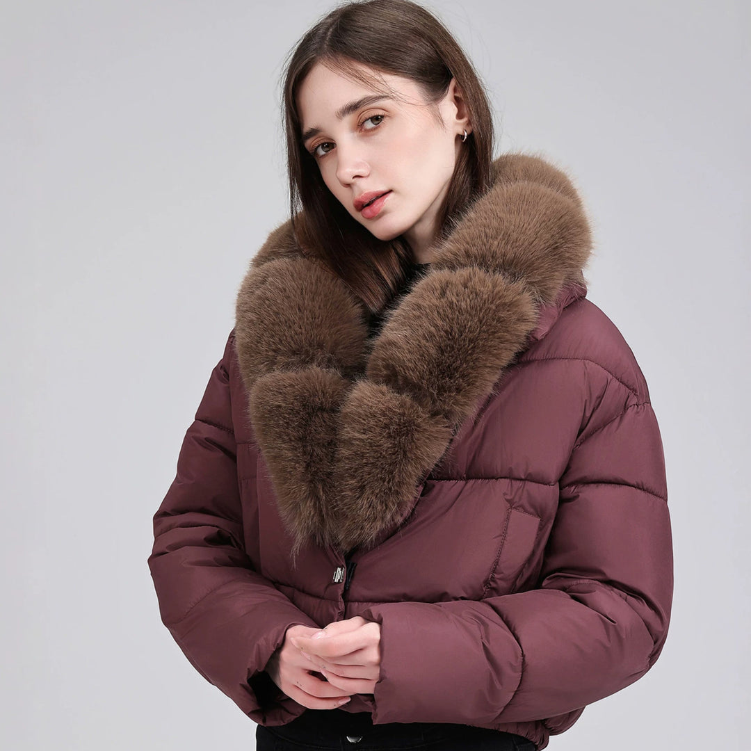 Women's Short Quilted Puffer Bomber Jacket with Extra Wide Faux Fur Collar Mune Fashion
