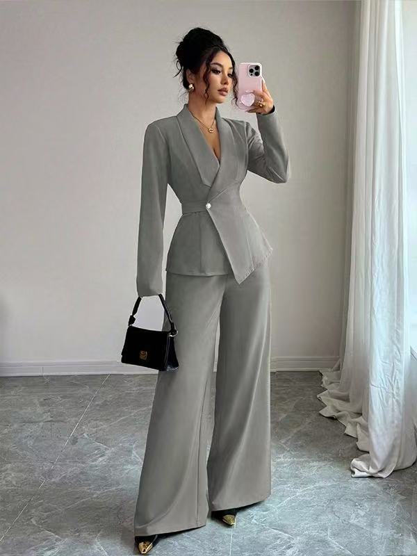 Women's tailored pantsuit set with asymmetrical blazer and wide-leg Mune Fashion