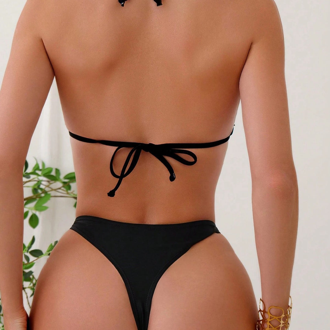 Women’s bikini set with adjustable straps and fashionable ring details Mune Fashion