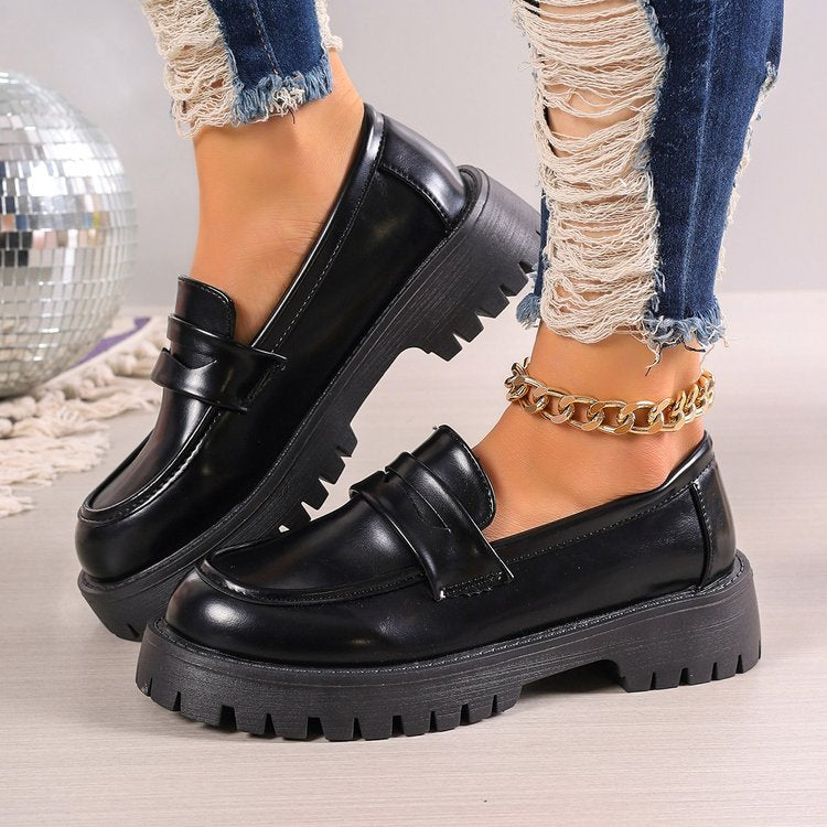 Women's Fashionable Chunky Loafers made of Suede-Like Material with Profiled Lug Sole Mune Fashion