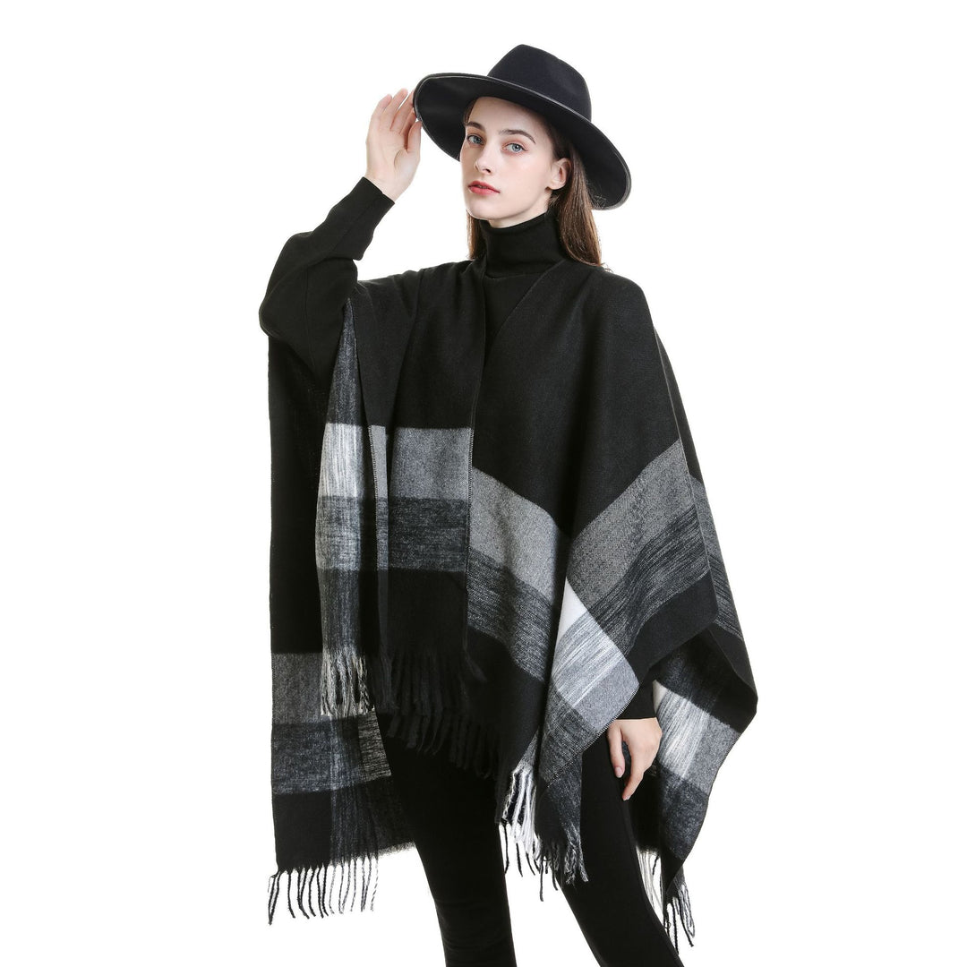 Women's Wool Blend Poncho with Check Pattern and Fringing Mune Fashion