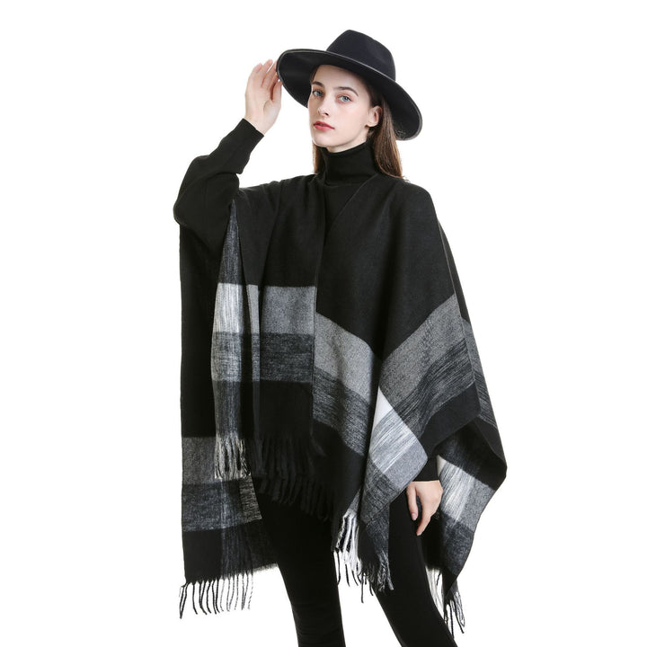 Women's Wool Blend Poncho with Check Pattern and Fringing Mune Fashion
