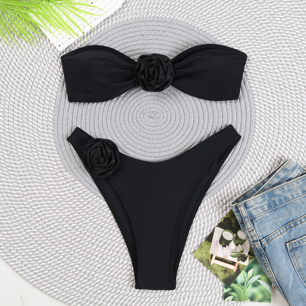 Women's bandeau bikini with decorative floral accents Mune Fashion