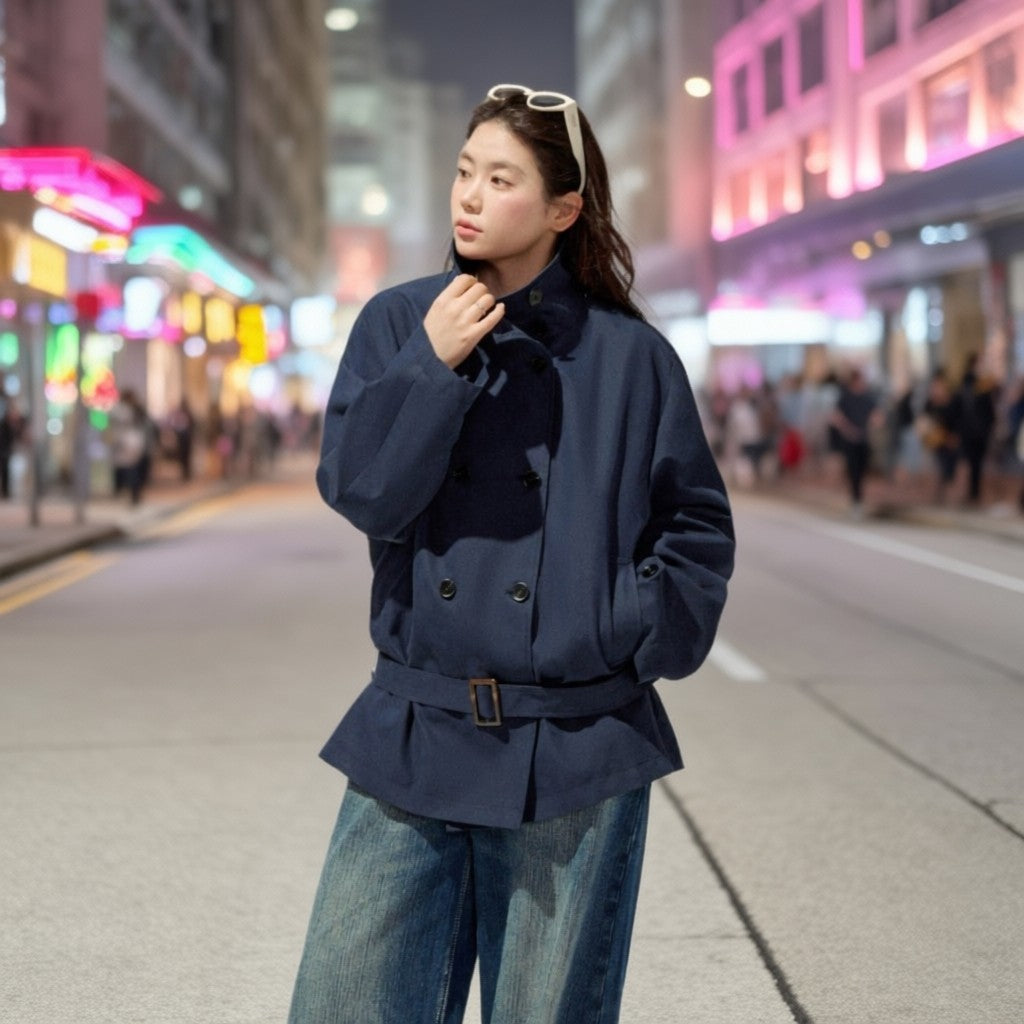 Ladies short trench coat with a flattering belt and double-breasted button placket Mune Fashion