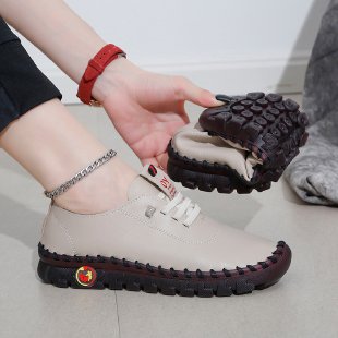 Women's lightweight everyday slip-on sneakers with hidden lacing, elastic entry, and grippy trail sole Mune Fashion
