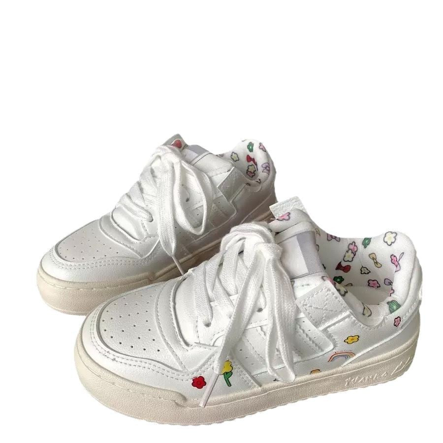 Women sneakers in classic design with breathable surface Mune Fashion