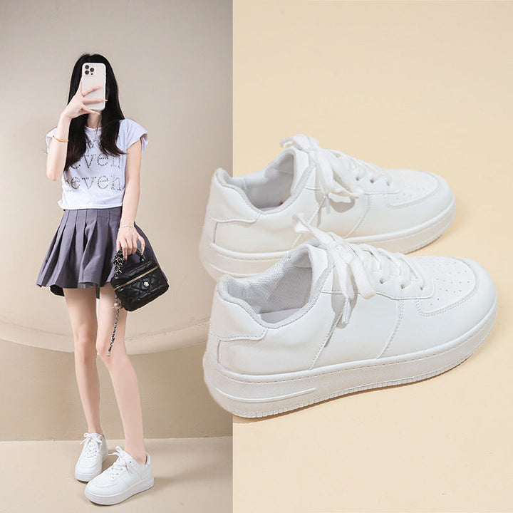 Women’s sporty sneakers with cushioned sole and durable upper material Mune Fashion