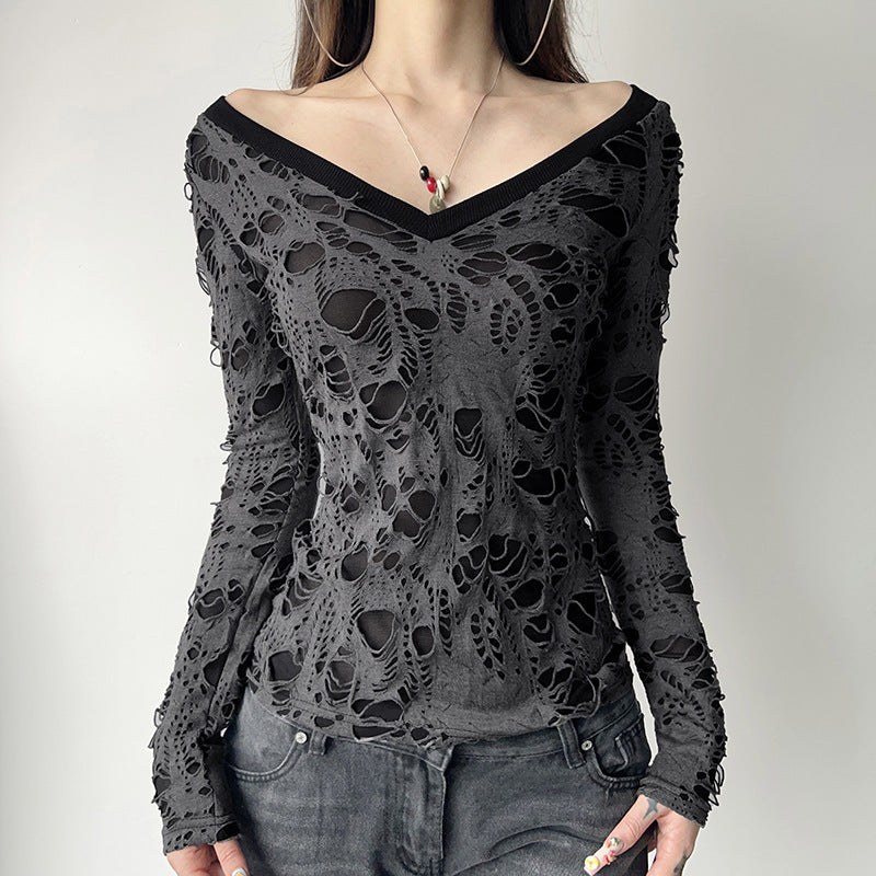 Ladies transparent distressed lace shirt with V-neck, long-sleeve layered look and built-in cami Mune Fashion