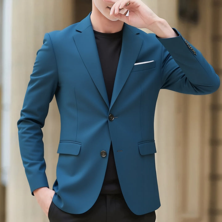 Men's blazer with tailored fit, lightweight stretch quality, and classic button closure Mune Fashion