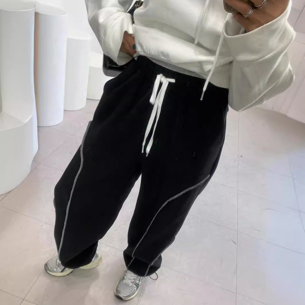 Women's Wide Sweatpants with Contrasting Seam Details and Drawstring Mune Fashion
