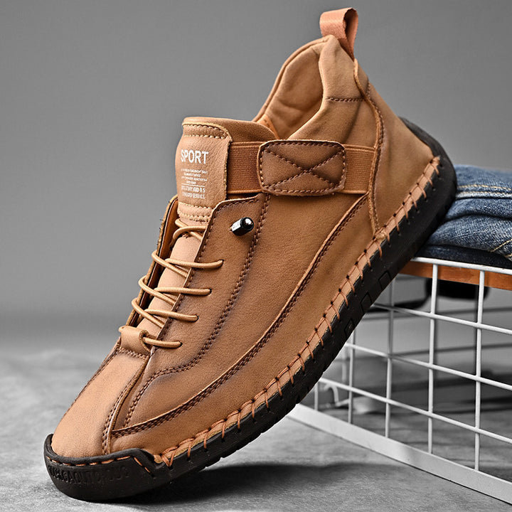 Men's leather imitation casual sneaker with Velcro strap, moccasin seam & profiled rubber sole Mune Fashion