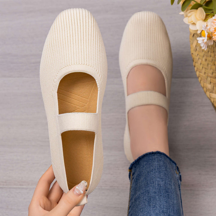 Women's knitted Mary Jane slipper with elastic strap, seamless sock entry and cushioning comfort sole Mune Fashion