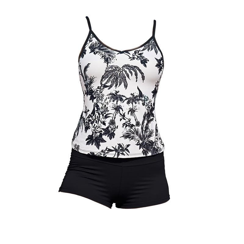 Women's Sporty Tankini Set with Floral Pattern and Comfortable Shorts Mune Fashion