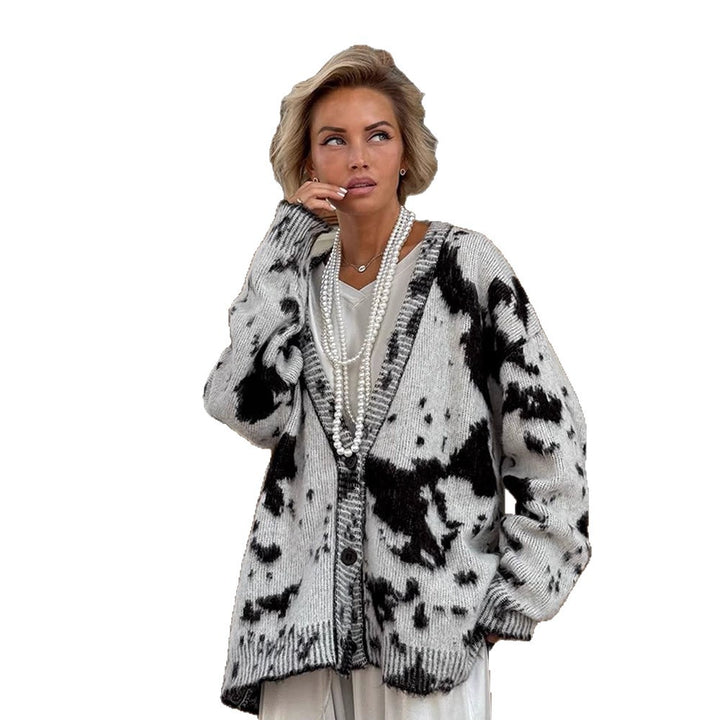 Women’s Oversized Knitted Cardigan with Tie-Dye Pattern, V-Neck and Button Placket Mune Fashion